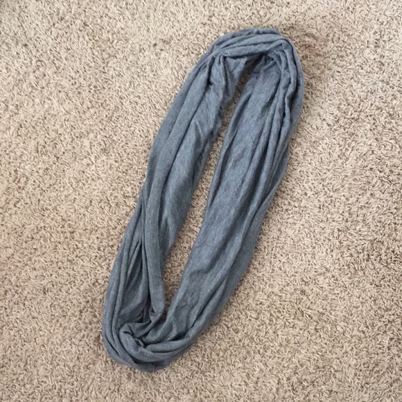 Gray Infinity Scarf - Picture 2 of 3